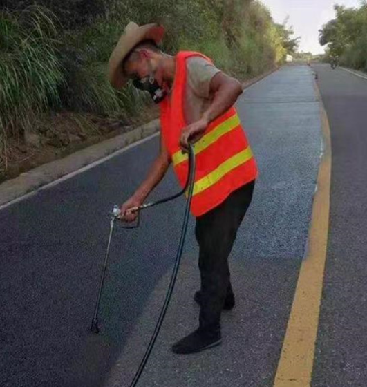 十堰路面喷涂翻新彩色步道施工方案